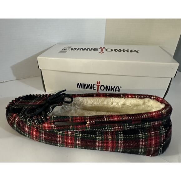 Minnetonka Plaid Moccasin Slippers Red Black Faux Fur Lined Indoor Outdoor Sz 11 - Picture 3 of 9